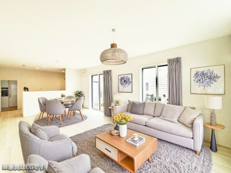 ���r���O ���������났�ƏΊ炪�W�܂�A�S���܂郊�r���O