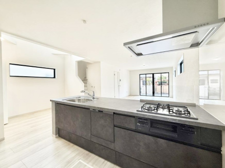 �L�b�`�� �������Ƒ����J��[�߂�A������̂���L�b�`��