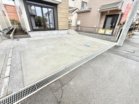  �O�ρ��J�[�X�y�[�X�L