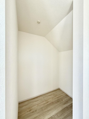 ���[ ����