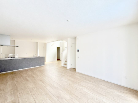 ���̑����� �������Ƒ��̏Ί炪���ӂ��A���났�̋��