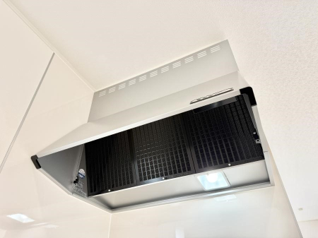 ���̑����� �ݔ����������̏��C����������C��ɗU������A�����I�ɔr�����ł��܂��B