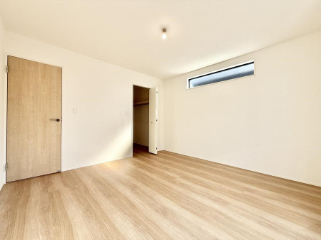 ���̑����� �������D��ŉ��₩�Ȏ��Ԃ��������