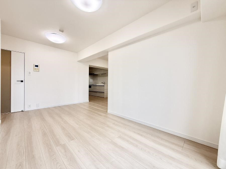 ���r���O ���������났�ƏΊ炪�W�܂�A�S���܂郊�r���O