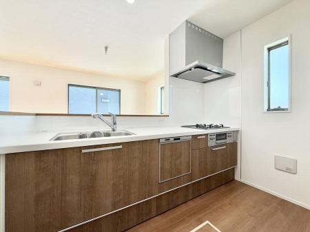 �L�b�`�� �������Ƒ����J��[�߂�A������̂���L�b�`��