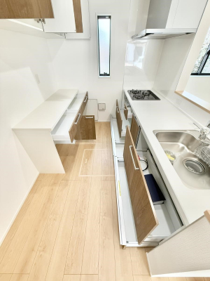 �L�b�`�� ���������y���݂ƐH�ׂ�K����͂���L�b�`��