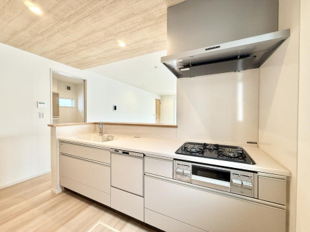 �L�b�`�� ����