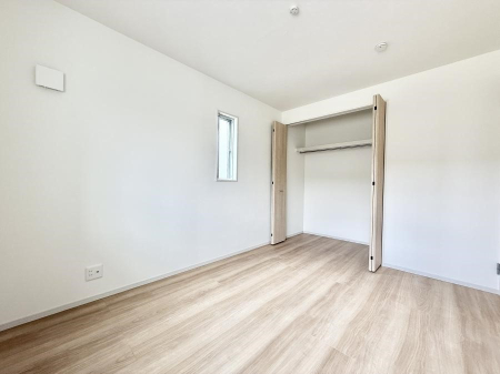 �q������ ����