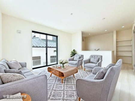 ���r���O ���������났�ƏΊ炪�W�܂�A�S���܂郊�r���O