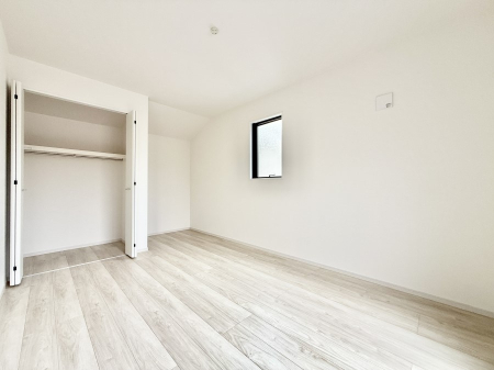 �Q�� �������Ƌ�����܂��z�u����΍L�X�Ƃ�����Ԃ��g�������₷���A�����b�N�X�������Ԃ��߂����܂�