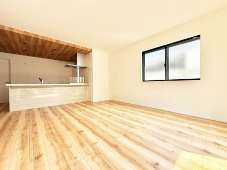 ���r���O ���������R�Ɖ�b�����܂��A�S�n�悢�ЂƂƂ�