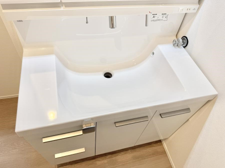 ���̑����� �ݔ����ׂ��������܂Ő􂢂₷���֗��ȃn���h�V�����[�t��