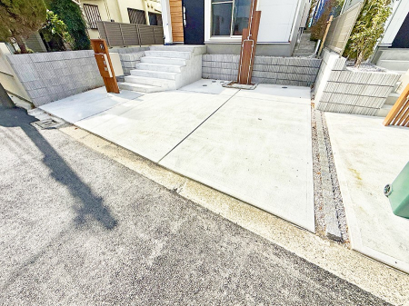  �O�ρ�����ɃJ�[�X�y�[�X������Ə�����܂�