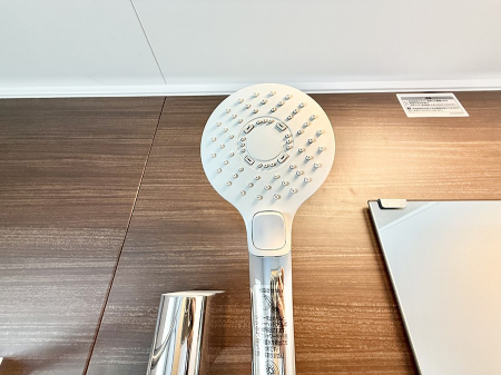 ���̑����� �ݔ����茳�ŊȒP�Ɏ~���ł��邽�߁A���̖��ʌ��������炷���Ƃ��ł��܂��B  