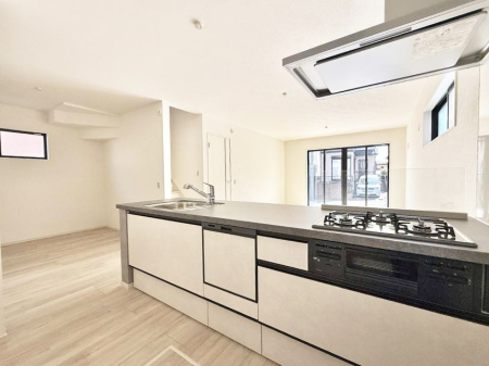 �L�b�`�� �����������������Ɗy�����Ȃ�A���K�ȃL�b�`�����