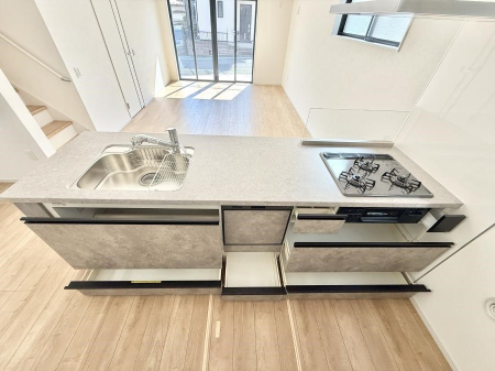 �L�b�`�� �������Ƒ����J��[�߂�A������̂���L�b�`��