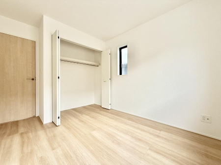 �q������ �������v���C�x�[�g��ԂƂ��ĐÂ��ŗ�������������񋟂��Ă���܂�