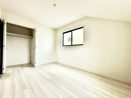 ���̑����� �������D��ŉ��₩�Ȏ��Ԃ��������