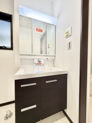 ���ʑ�E���ʏ� �������������Ő������̂�����ʏ�