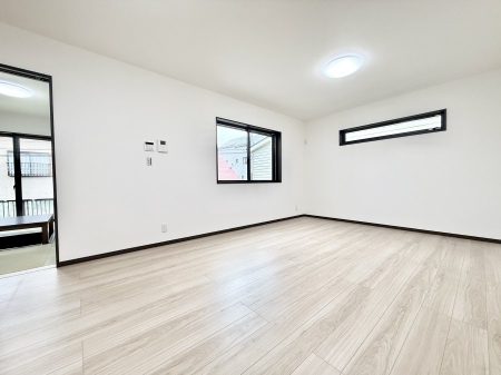 ���r���O ���������ƕ���������A�����b�N�X�ł�����