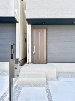 ���� �O�ρ� �V���v���Ŕ������A�Z�܂��̑���ۂ��ʂ錺�ւł�