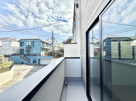 �o���R�j�[ ������ ���R��g�߂Ɋ�����A�J���I�ȃo���R�j�[