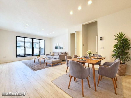 ���r���O ���������났�ƏΊ炪�W�܂�A�S���܂郊�r���O