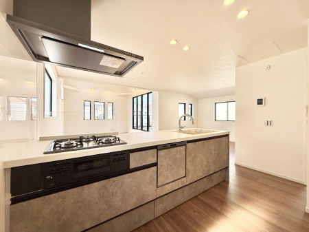 �L�b�`�� �������Ƒ����J��[�߂�A������̂���L�b�`��