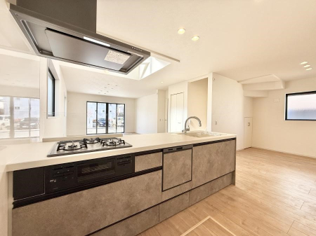 �L�b�`�� �������V���v���Ŕ������S�n�悢���Ԃ𐶂ރL�b�`�����