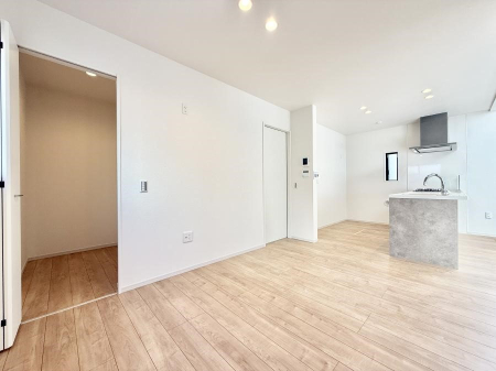 ���[ ����