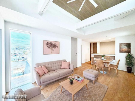 ���r���O ���������났�ƏΊ炪�W�܂�A�S���܂郊�r���O