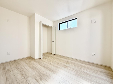 �q������ �������v���C�x�[�g��ԂƂ��ĐÂ��ŗ�������������񋟂��Ă���܂�