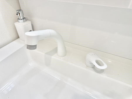 ���̑����� �ݔ����ׂ��������܂Ő􂢂₷���֗��ȃn���h�V�����[�t��