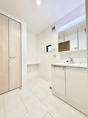 ���ʑ�E���ʏ� �������Ƒ��݂�Ȃ��g���₷���z�u�ł�