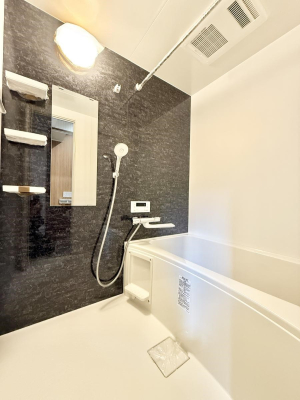 ���� �������������A������芰����o�X���[��