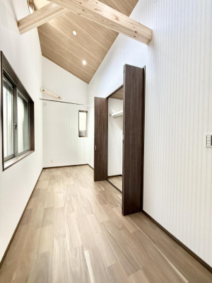 �q������ �������Ƌ�⃌�C�A�E�g�����R�ɔz�u�ł��邽�ߎg�����肪�ǂ����K�ɉ߂����܂�