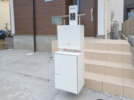 ���̑����� �ݔ����s�ݎ��ł��ו����󂯎���֗��ȑ�z�{�b�N�X