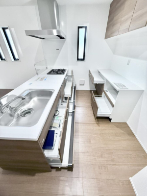 �L�b�`�� �����������������Ɗy�����Ȃ�A���K�ȃL�b�`�����