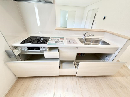 �L�b�`�� �������Ƒ����J��[�߂�A������̂���L�b�`��