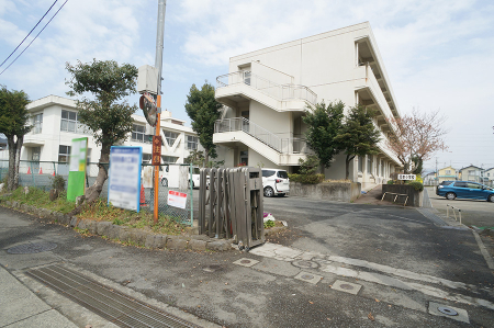 ���ӊ� ���w�Z 124m �쑫���s�����{���w�Z