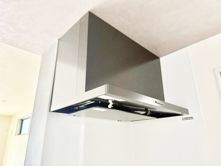 ���̑����� �ݔ����������̏��C����������C��ɗU������A�����I�ɔr�����ł��܂��B