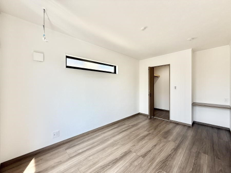 �Q�� ���������̔z�u��ʋC���̗ǂ��݌v�ŕ����̋�C�������炸�A��ɐV�N�ȋ�C������܂�