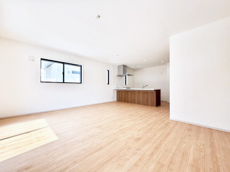 ���r���O �����������������Ɠ��ʂɂ���A�e���̋��