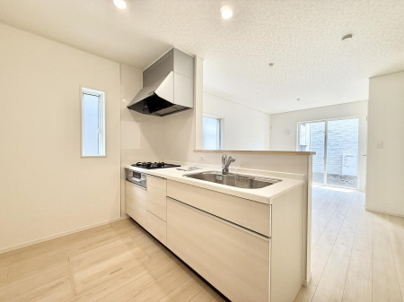 �L�b�`�� ���������y���݂ƐH�ׂ�K����͂���L�b�`��