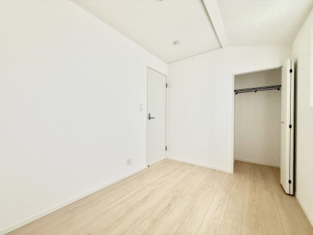 �Q�� ���������̔z�u��ʋC���̗ǂ��݌v�ŕ����̋�C�������炸�A��ɐV�N�ȋ�C������܂�