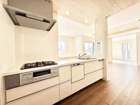 �L�b�`�� �����������������Ɗy�����Ȃ�A���K�ȃL�b�`�����