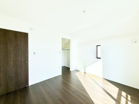 ���̑����� �������D��ŉ��₩�Ȏ��Ԃ��������