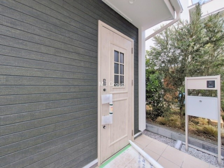 ���� �O��