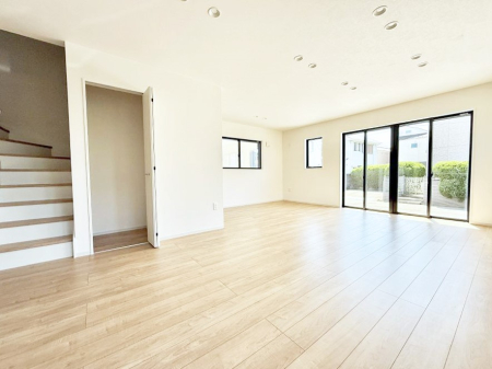 ���r���O 1����  �����ƕ���������A�����b�N�X�ł�����