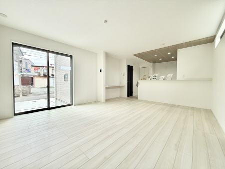 ���̑����� �������Ƒ��̏Ί炪���ӂ��A���났�̋��